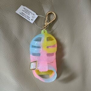 NWT**BATH & BODY WORKS JELLY SANDAL POCKETBAC HOLDER HAND SANITIZER FLIP FLOP